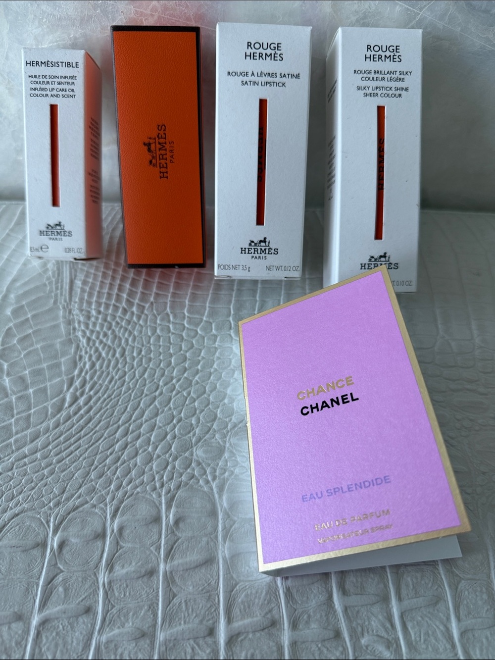 Hermès Orange Lipstick Boxes with Chanel Chance Card ( sample) - Picture 8 of 8